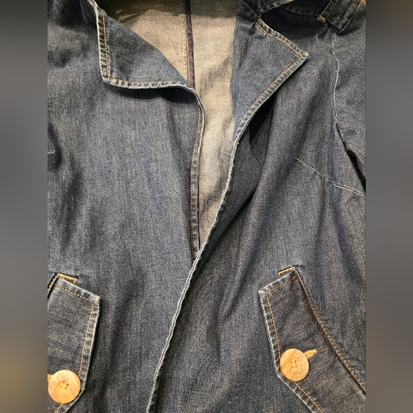 Cute denim blazer/jacket. Petite medium - Picture 7 of 7